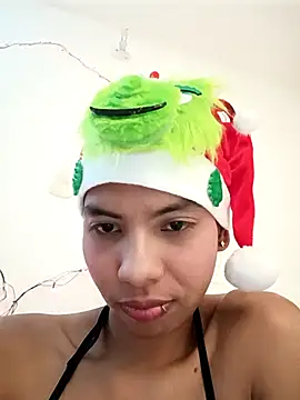 NovaTemptress online show from December 17, 2025, 7:19 pm