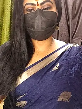 Snapshot of honey-flower chatting on December 1, 2025, 12:00 am honey-flower online show from December 1, 2025, 12:00 am