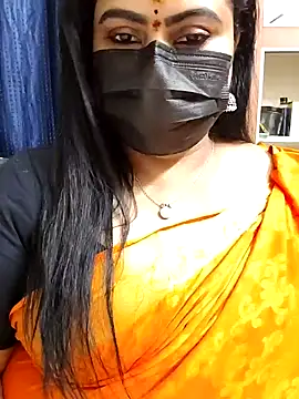 honey-flower online show from December 1, 2025, 6:20 pm