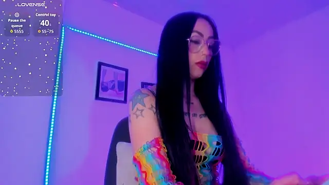 Snapshot of brithanygate chatting on December 1, 2025, 3:57 pm brithanygate online show from December 1, 2025, 3:57 pm