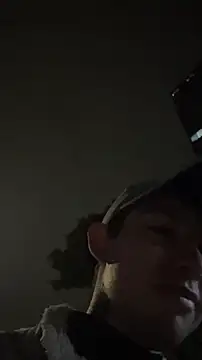 Aleecandrews online show from December 5, 2025, 2:32 am