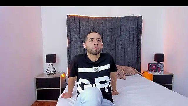 Lushian  online show from November 14, 2025, 2:54 pm