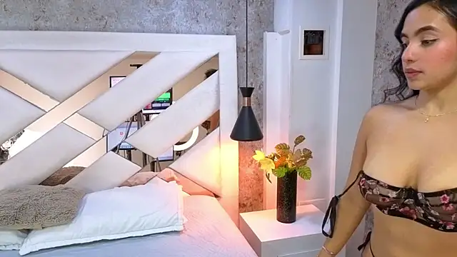 Snapshot of Saara_evans_ chatting on September 13, 2025, 8:09 pm Saara evans online show from September 13, 2025, 8:09 pm