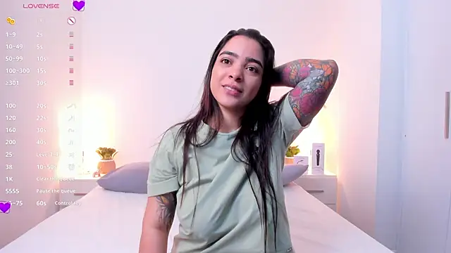 Snapshot of KamilaBetancourt chatting on March 21, 2026, 1:26 pm KamilaBetancourt online show from March 21, 2026, 1:26 pm