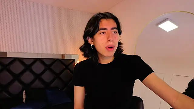 ryo light online show from October 29, 2025, 7:46 pm