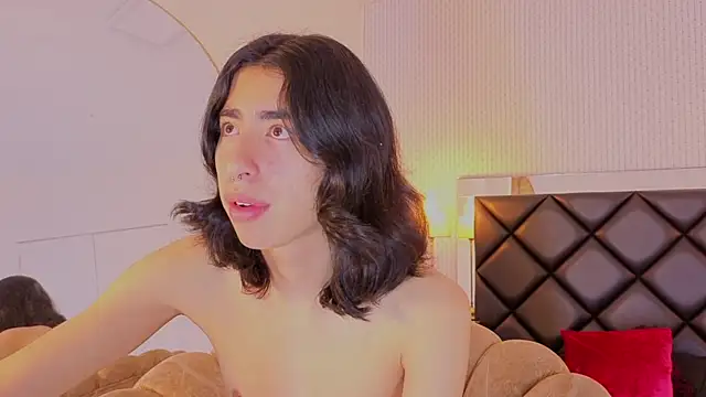 Snapshot of ryo_light chatting on April 15, 2026, 4:07 am ryo light online show from April 15, 2026, 4:07 am