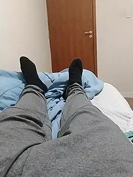 LeoMaduroSP online show from September 28, 2025, 1:45 am