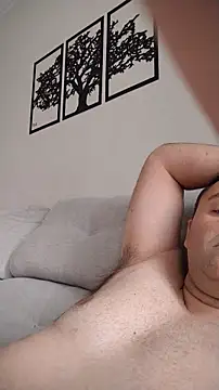 Snapshot of LeoMaduroSP chatting on February 9, 2026, 1:20 pm LeoMaduroSP online show from February 9, 2026, 1:20 pm