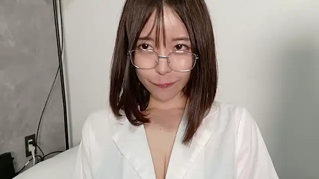 hinata chan3 online show from October 10, 2025, 11:44 am