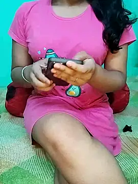 Snapshot of Arshii chatting on September 8, 2025, 3:33 pm Arshii online show from September 8, 2025, 3:33 pm