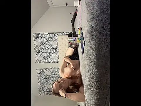 Snapshot of kinktastichoho chatting on April 4, 2026, 1:45 am kinktastichoho online show from April 4, 2026, 1:45 am