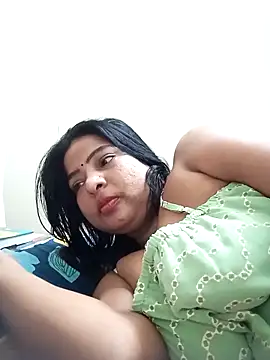 Snapshot of srimasrima chatting on November 4, 2025, 12:36 am srimasrima online show from November 4, 2025, 12:36 am