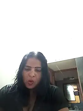 Snapshot of srimasrima chatting on October 26, 2025, 10:32 pm srimasrima online show from October 26, 2025, 10:32 pm