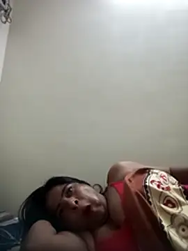 Snapshot of srimasrima chatting on November 7, 2025, 3:27 pm srimasrima online show from November 7, 2025, 3:27 pm