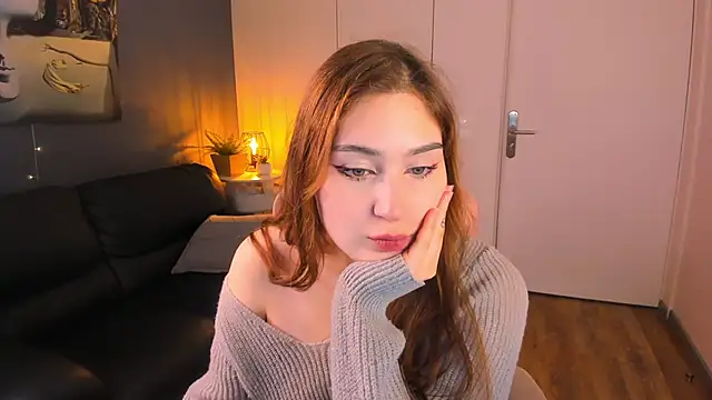 Lili Luuu online show from March 31, 2026, 9:11 am