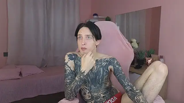 Snapshot of Martin_Jin chatting on November 18, 2025, 12:19 pm Martin Jin online show from November 18, 2025, 12:19 pm