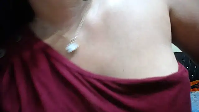 Snapshot of Trisha__bai chatting on November 3, 2025, 12:27 am Trisha bai online show from November 3, 2025, 12:27 am