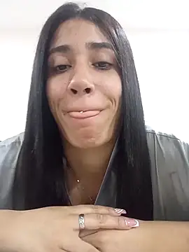 Snapshot of Samantha_hotly chatting on December 16, 2025, 2:32 pm Samantha hotly online show from December 16, 2025, 2:32 pm