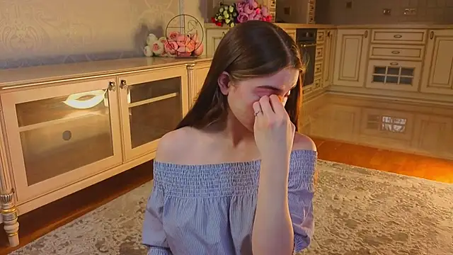 Snapshot of EadlinGillim chatting on November 20, 2025, 3:07 am EadlinGillim online show from November 20, 2025, 3:07 am