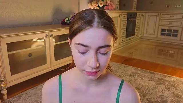 Snapshot of EadlinGillim chatting on October 7, 2025, 3:07 am EadlinGillim online show from October 7, 2025, 3:07 am