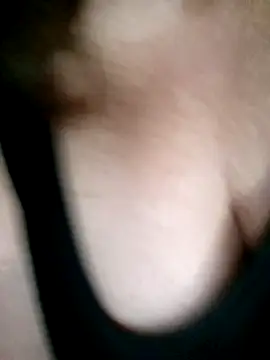 Snapshot of fuffettina chatting on April 4, 2026, 2:56 pm fuffettina online show from April 4, 2026, 2:56 pm