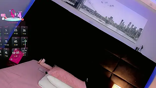 Baby-Isa online show from November 29, 2025, 6:02 am