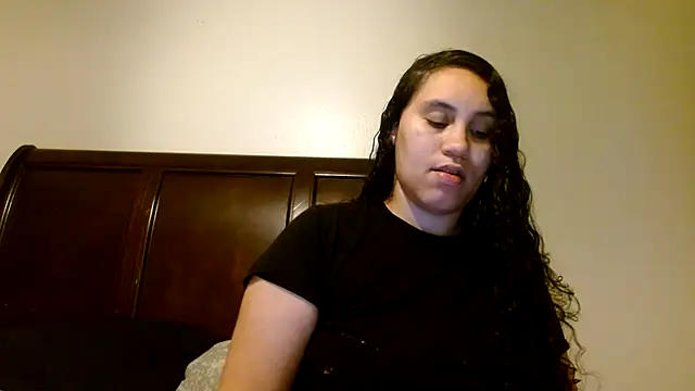 Snapshot of carlithefreak chatting on December 15, 2025, 11:42 pm carlithefreak online show from December 15, 2025, 11:42 pm