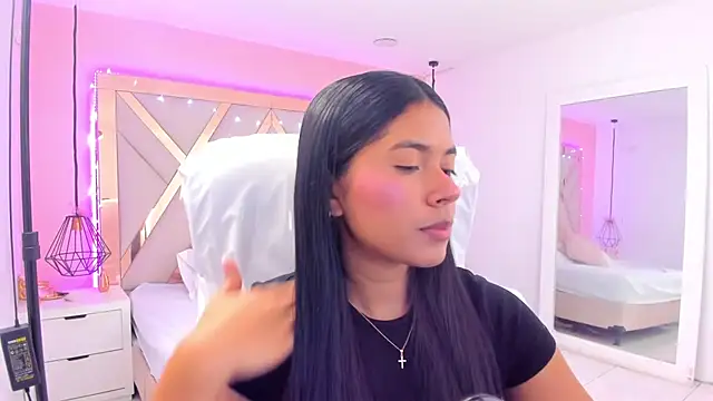 samantaa shy online show from March 6, 2026, 2:28 am