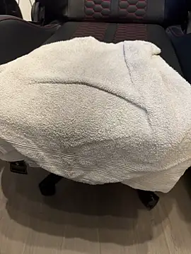 rbakkk online show from September 17, 2025, 4:09 pm