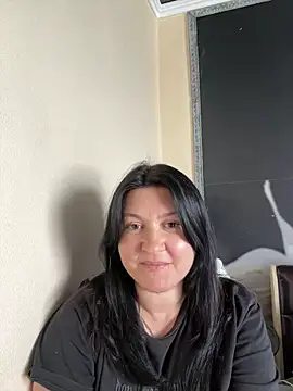 Snapshot of Liza_Will chatting on May 18, 2026, 10:53 am Liza Will online show from May 18, 2026, 10:53 am