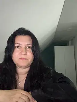 Snapshot of Liza_Will chatting on May 2, 2026, 9:42 pm Liza Will online show from May 2, 2026, 9:42 pm