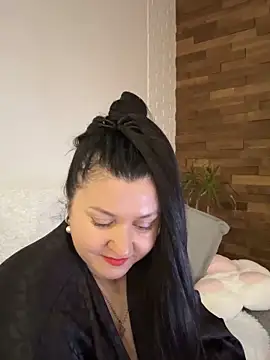 Snapshot of Liza_Will chatting on May 1, 2026, 10:20 am Liza Will online show from May 1, 2026, 10:20 am