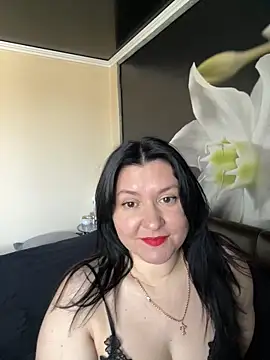 Snapshot of Liza_Will chatting on May 8, 2026, 6:17 am Liza Will online show from May 8, 2026, 6:17 am