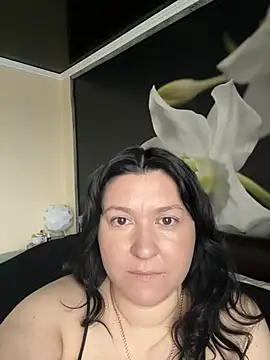 Snapshot of Liza_Will chatting on May 4, 2026, 6:38 am Liza Will online show from May 4, 2026, 6:38 am