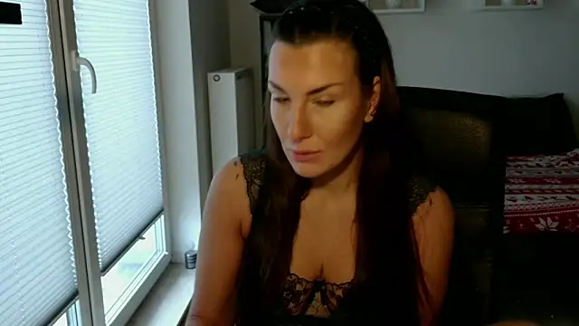 Snapshot of DonnaAmore chatting on January 12, 2026, 10:44 am DonnaAmore online show from January 12, 2026, 10:44 am