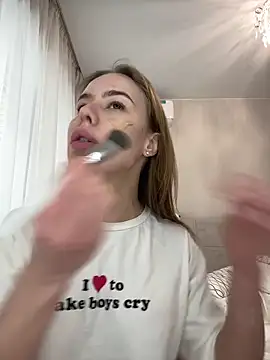 Ashley Roys online show from February 13, 2026, 11:21 am