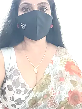 shivani27 online show from May 4, 2026, 5:49 pm