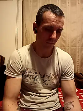 Snapshot of YzabellFabioo chatting on March 5, 2026, 9:54 pm YzabellFabioo online show from March 5, 2026, 9:54 pm