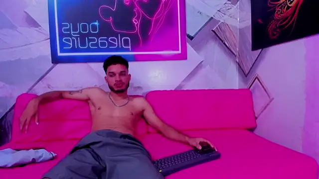 rhabena boysex online show from March 6, 2026, 1:44 am