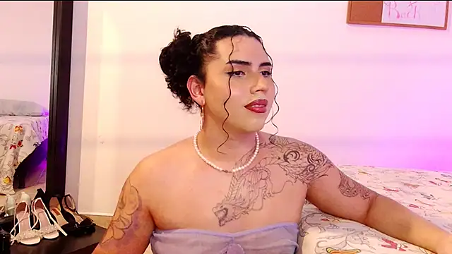 Snapshot of NoahMonroe_11 chatting on October 30, 2025, 9:44 pm NoahMonroe 11 online show from October 30, 2025, 9:44 pm