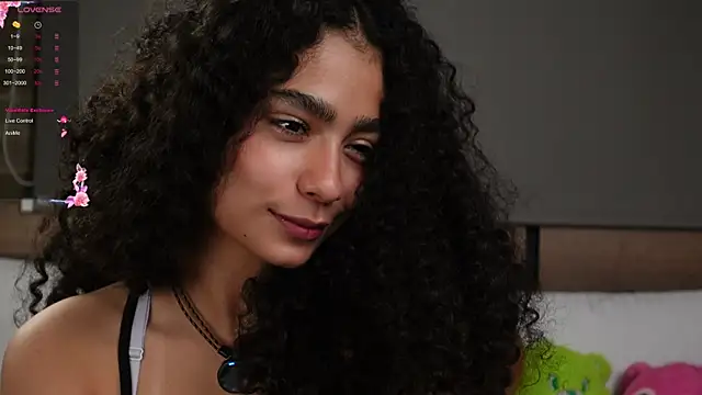 Snapshot of Victoria_Curly chatting on November 27, 2025, 4:35 am Victoria Curly online show from November 27, 2025, 4:35 am