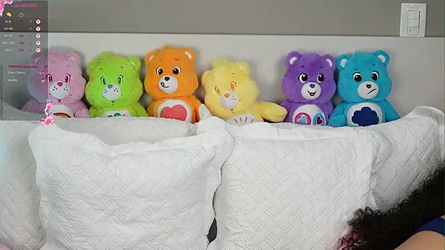 Snapshot of Victoria_Curly chatting on January 9, 2026, 4:08 am Victoria Curly online show from January 9, 2026, 4:08 am