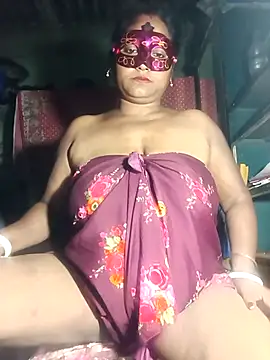 Nude-Priya2 online show from November 21, 2025, 10:25 am