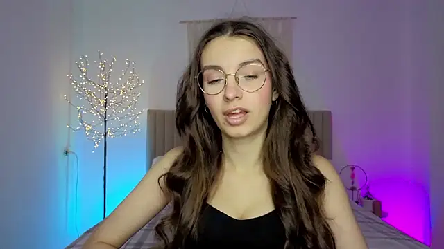 Real cutie1 online show from February 23, 2026, 2:06 pm