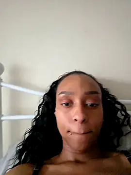 Hazel Dollxx online show from March 31, 2026, 5:37 pm