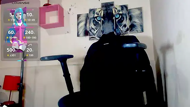 Snapshot of blondehot5v chatting on February 4, 2026, 1:28 pm blondehot5v online show from February 4, 2026, 1:28 pm