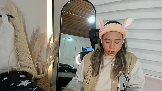 Snapshot of Rachell_criss chatting on October 26, 2025, 3:51 am Rachell criss online show from October 26, 2025, 3:51 am