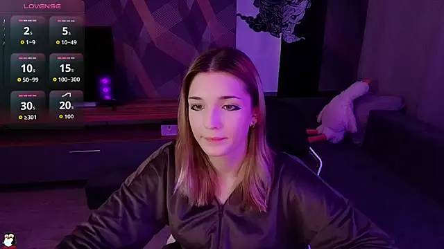 Sandy Belle online show from September 19, 2025, 6:23 pm