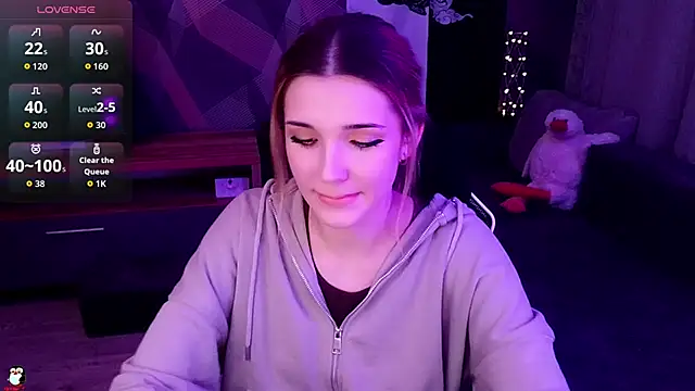 Sandy Belle online show from October 16, 2025, 9:23 pm