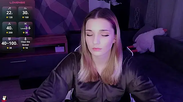 Sandy Belle online show from November 8, 2025, 8:34 pm